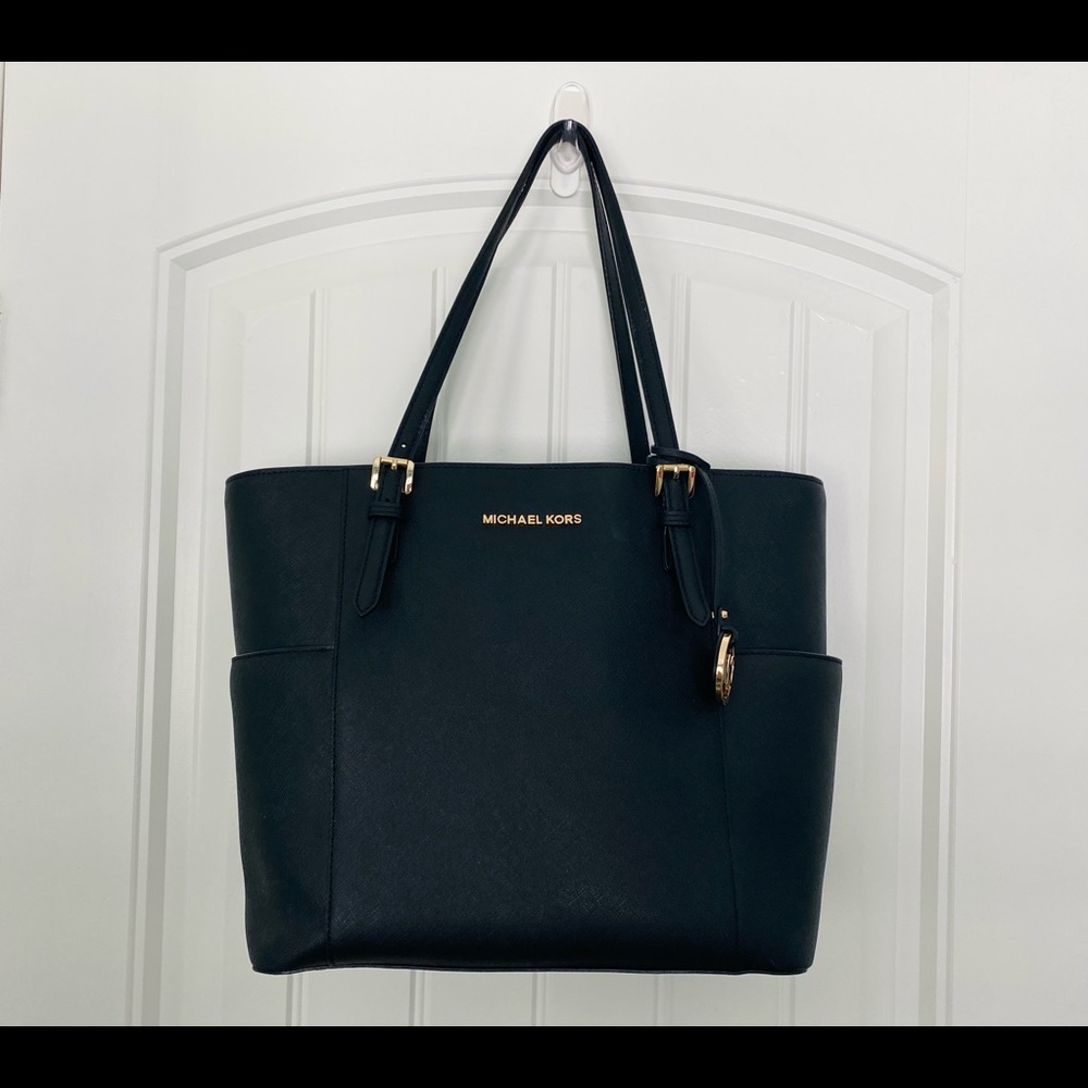 Michael Kors “CeCe Leather Shoulder Bag”